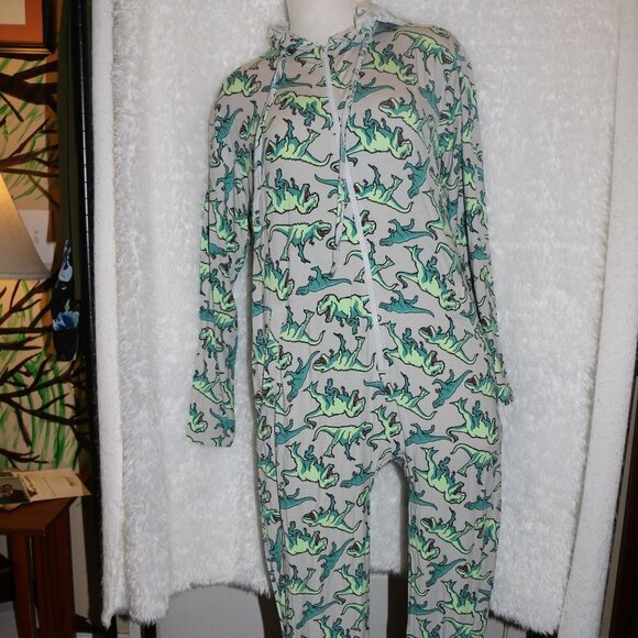 MeUndies Other - MeUndies onesie unisex adult/teens zippered dinosaurs size L/XL NWOT - LAST ONE!